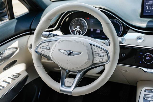 Used 2023 Genesis Electrified GV70 AWD/4WD image 16