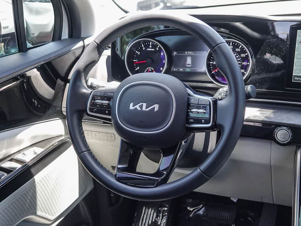 Certified 2023 Kia Carnival EX FWD image 14
