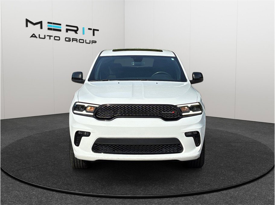 Used 2022 Dodge Durango SXT w/ Blacktop Package RWD image 3