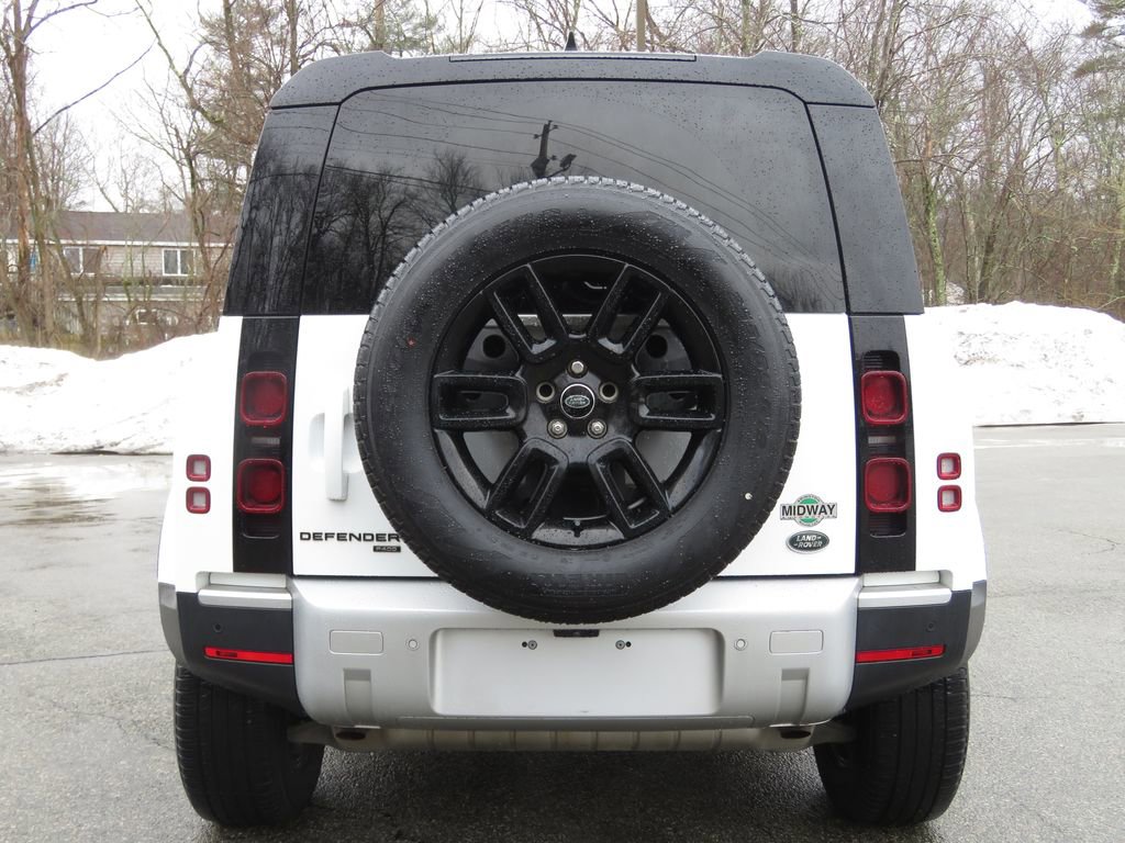 Used 2022 Land Rover Defender 110 SE image 6