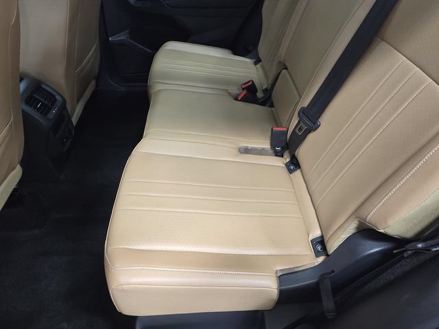Certified 2024 Volkswagen Tiguan SE R-Line AWD/4WD image 28