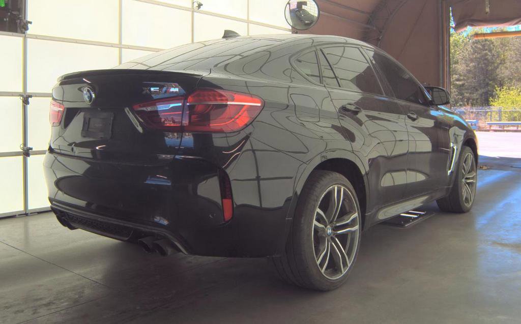 Used 2015 BMW X6 M w/ Executive Package AWD/4WD image 2