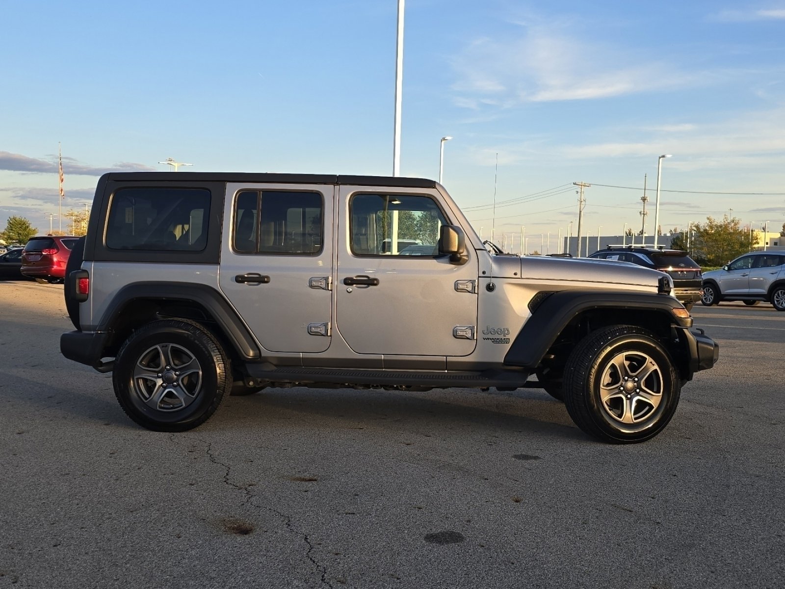 Used 2018 Jeep Wrangler Unlimited Sport S image 18