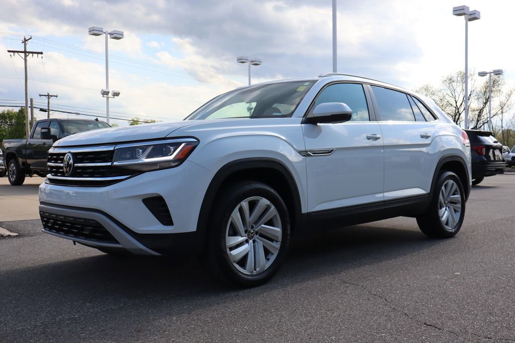 Used 2022 Volkswagen Atlas Cross Sport SE AWD/4WD image 6