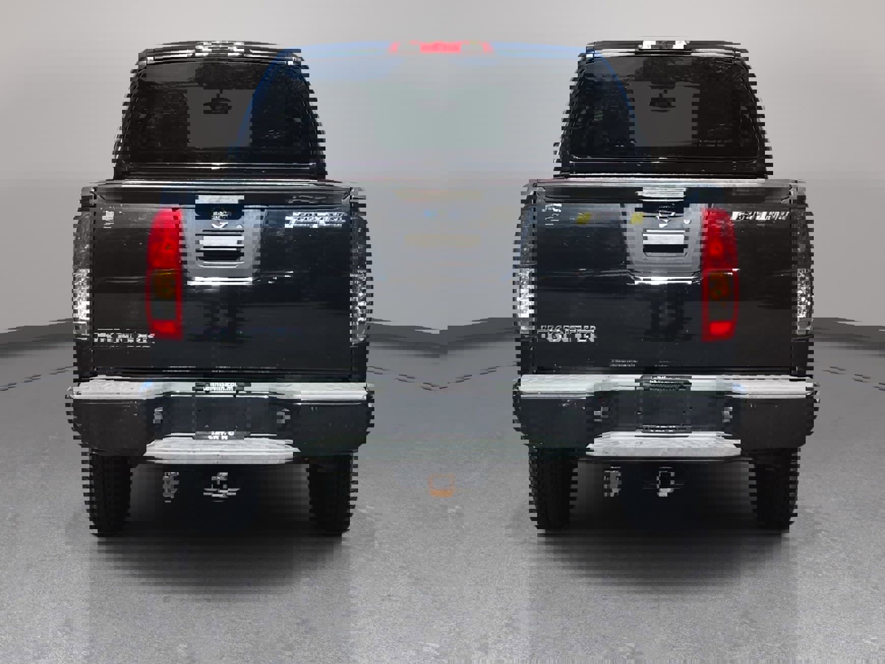 Used 2015 Nissan Frontier Desert Runner image 6