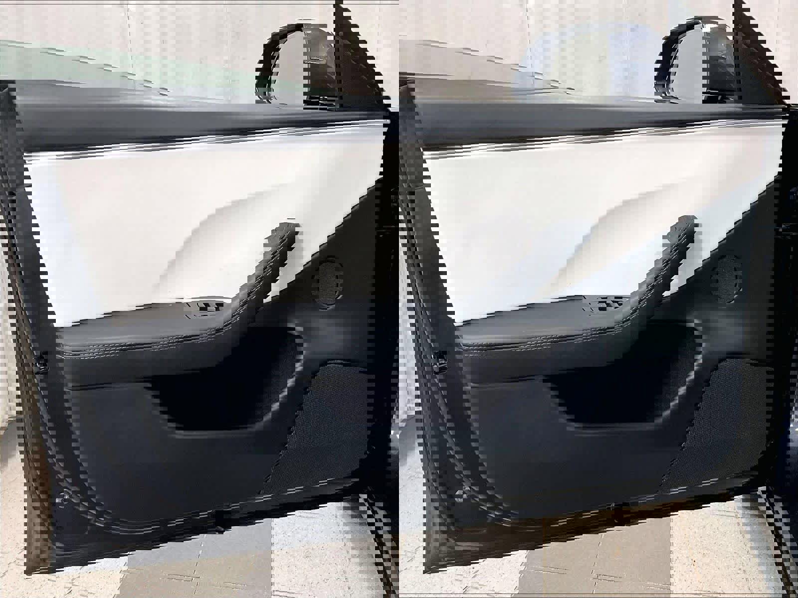 Used 2025 Tesla Model 3 Long Range image 9