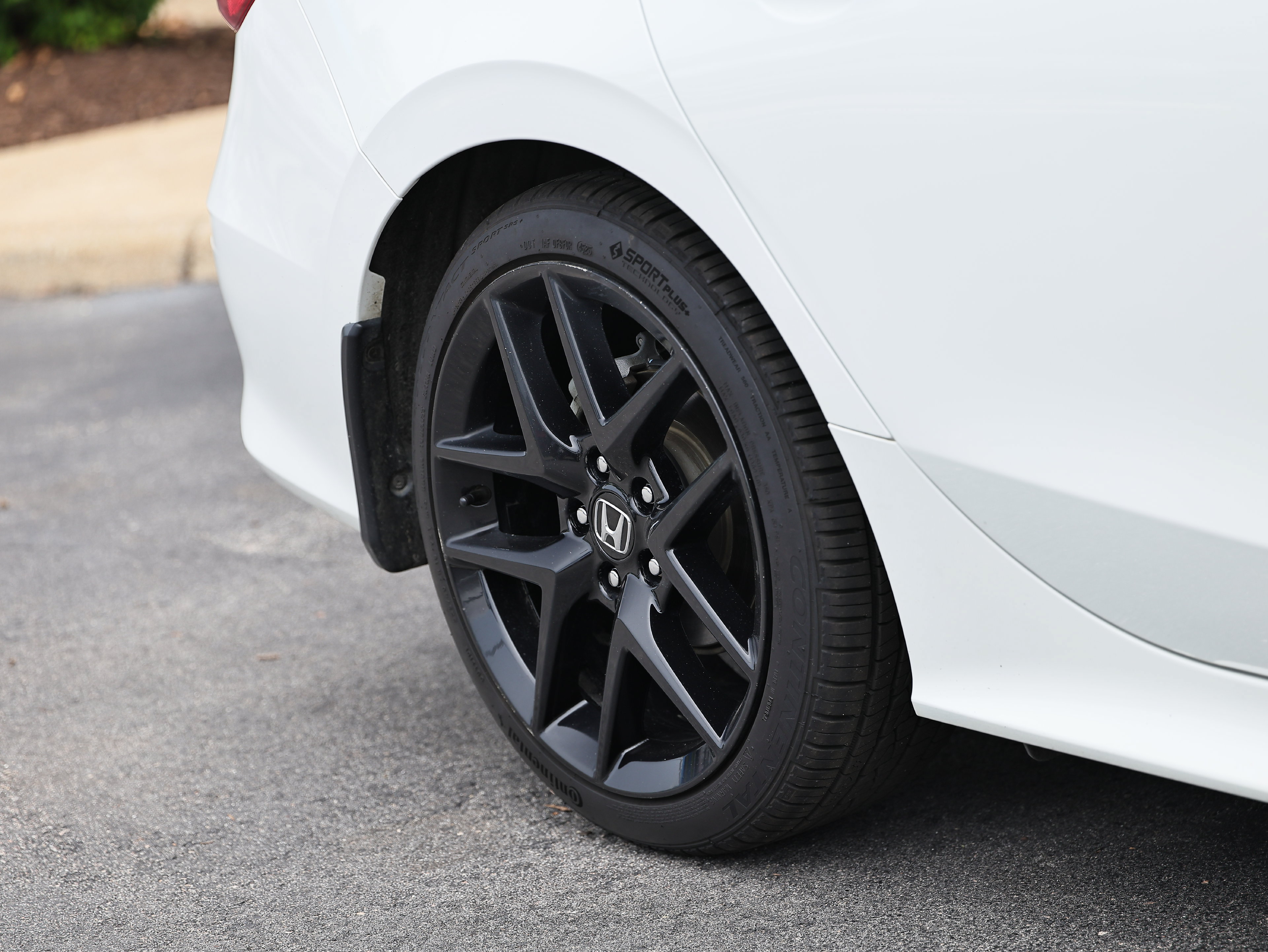 Used 2023 Honda Civic Sport image 5