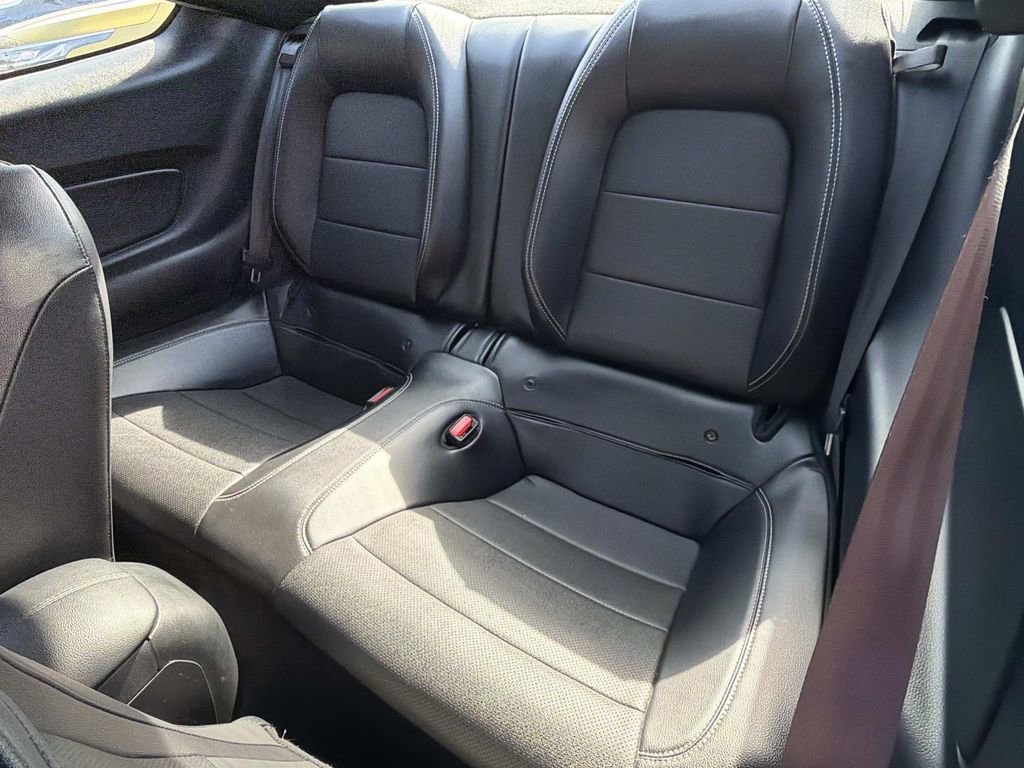 Used 2022 Ford Mustang Premium image 19