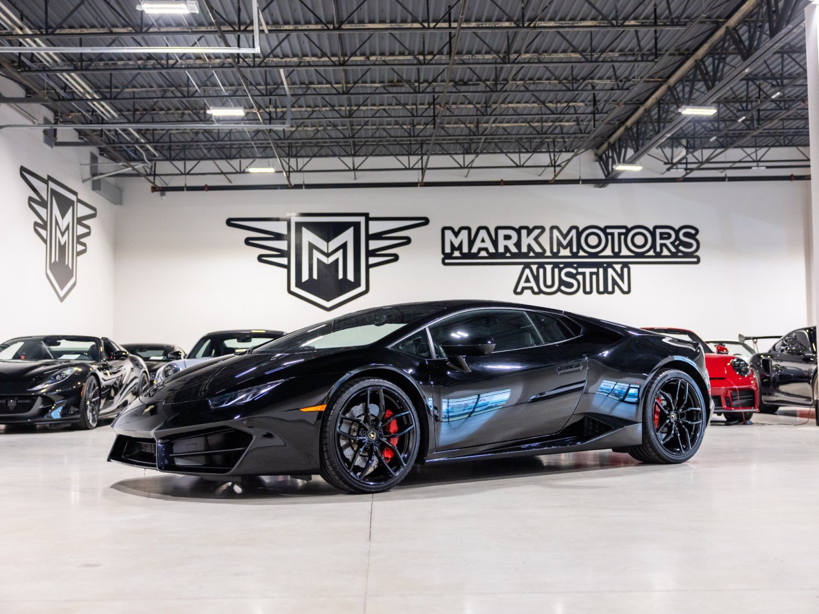 Used 2017 Lamborghini Huracan LP 580-2 RWD image 1