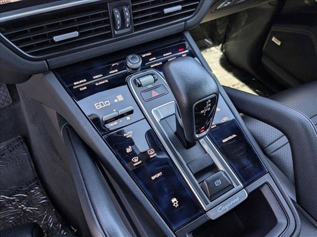 Used 2019 Porsche Cayenne image 12