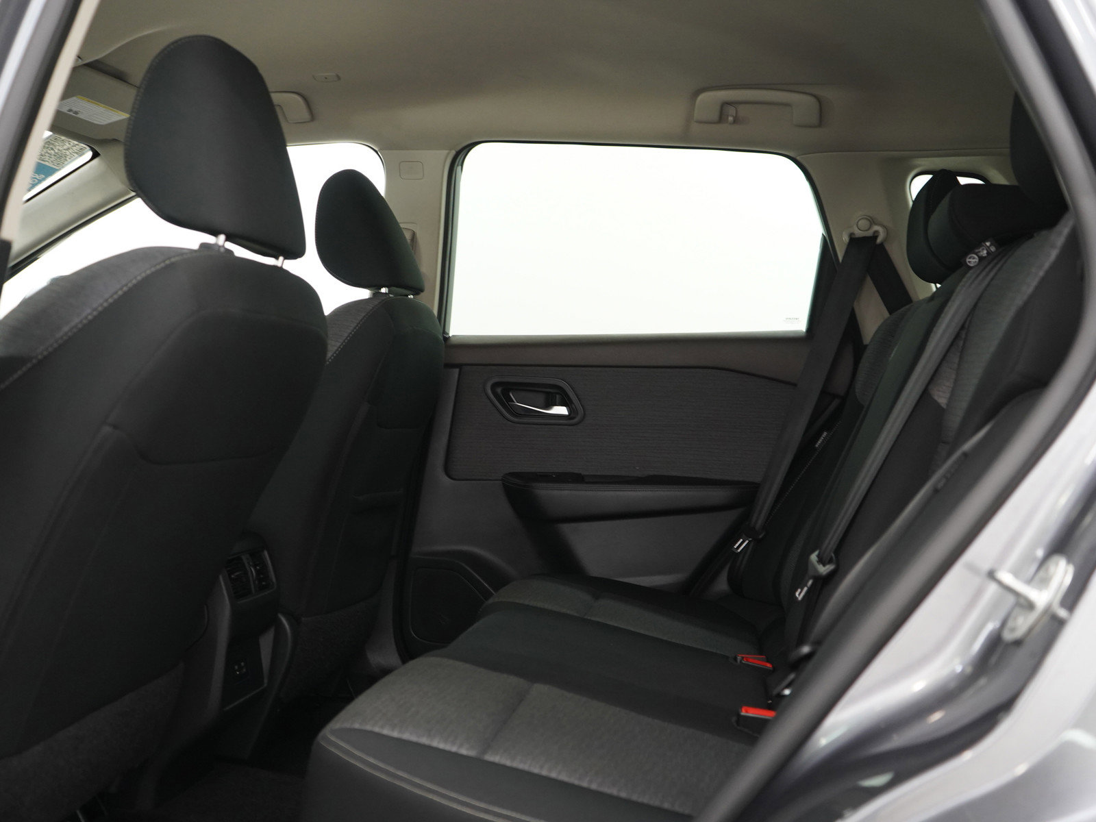 Used 2023 Nissan Rogue SV AWD/4WD image 17