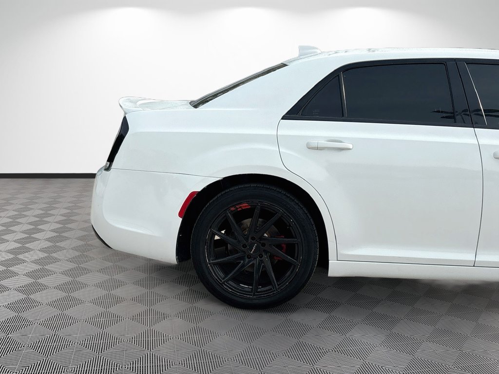 Used 2016 Chrysler 300 S w/ Light Group RWD image 11