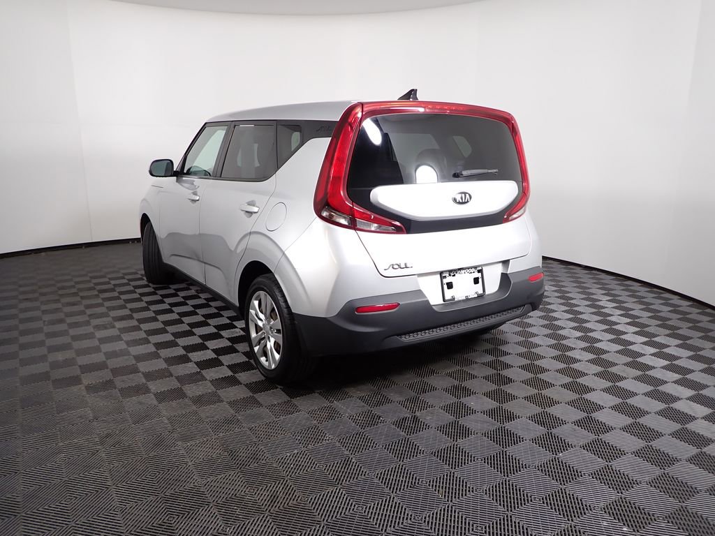 Used 2020 Kia Soul LX image 10