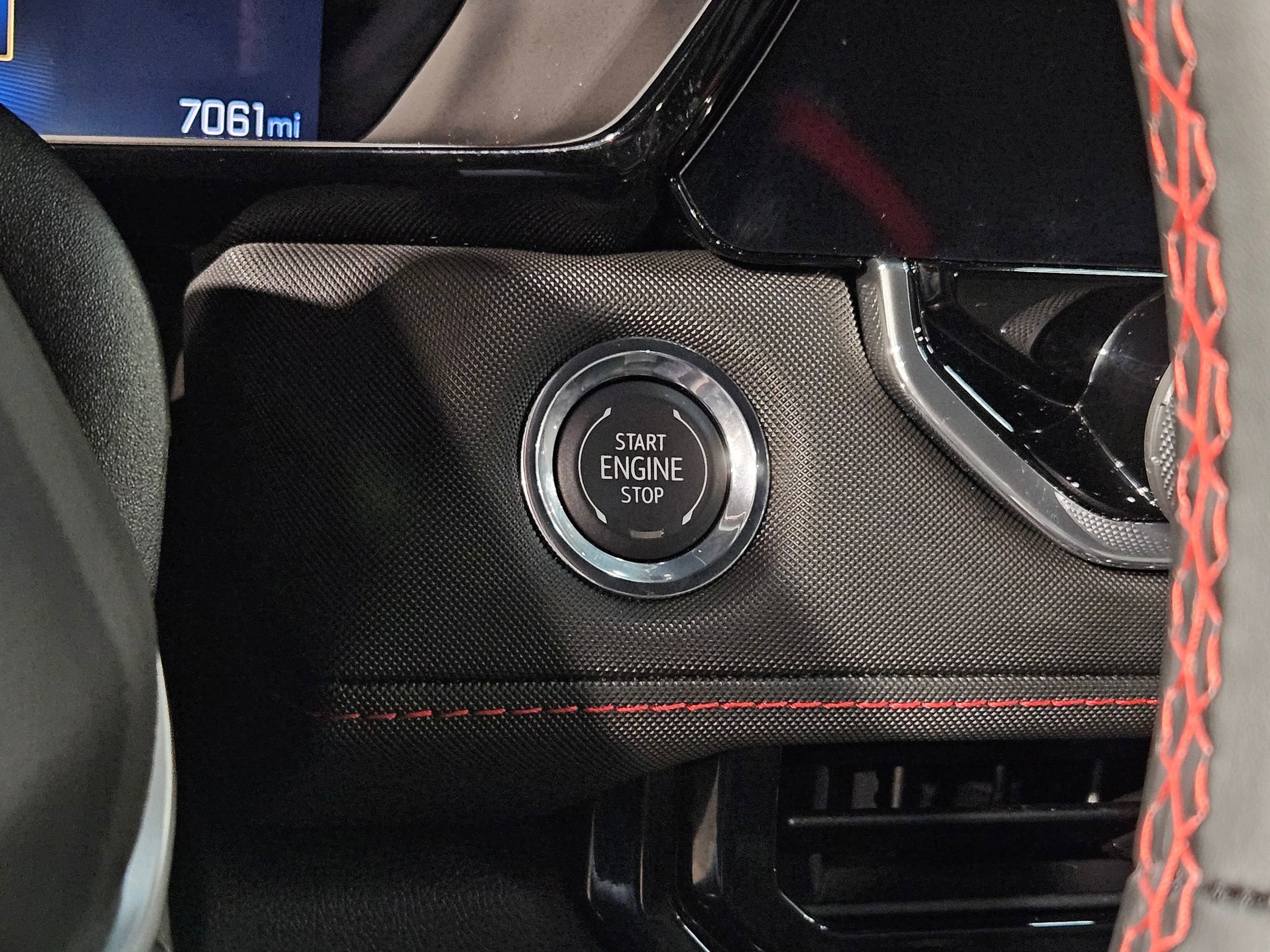 Used 2025 Chevrolet Colorado Z71 image 34