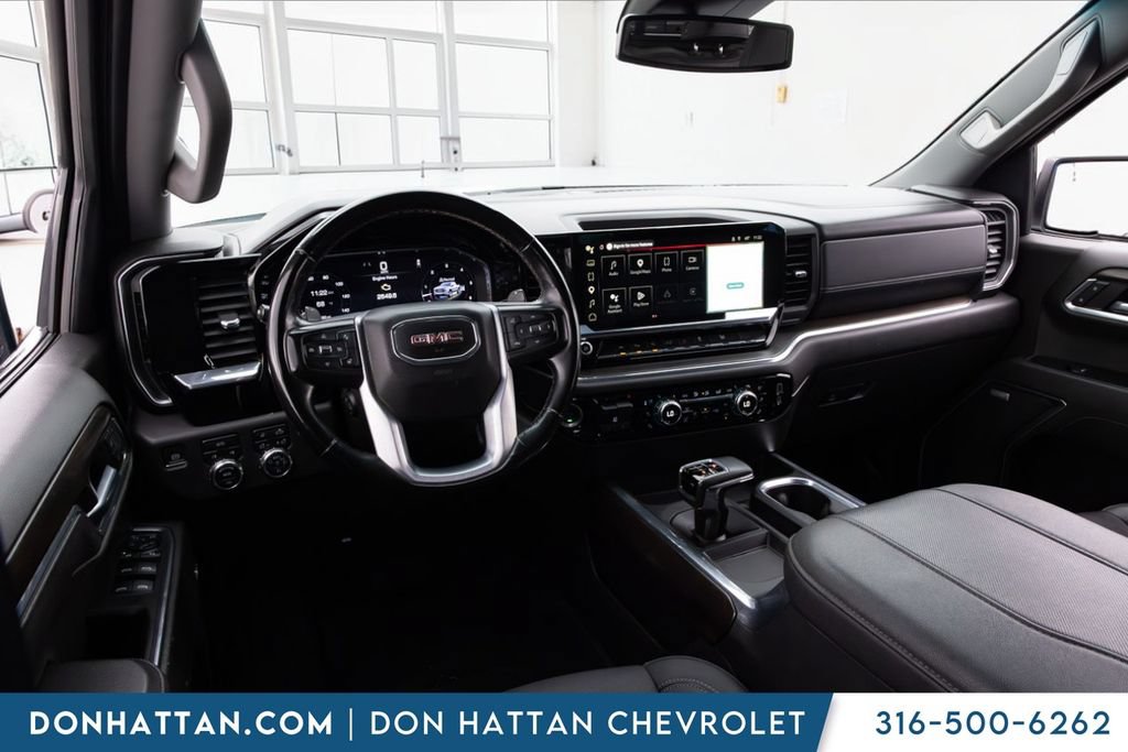 Used 2023 GMC Sierra 1500 SLT w/ SLT Premium Plus Package AWD/4WD image 15