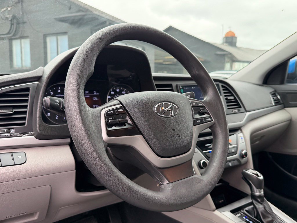 Used 2017 Hyundai Elantra SE FWD image 52