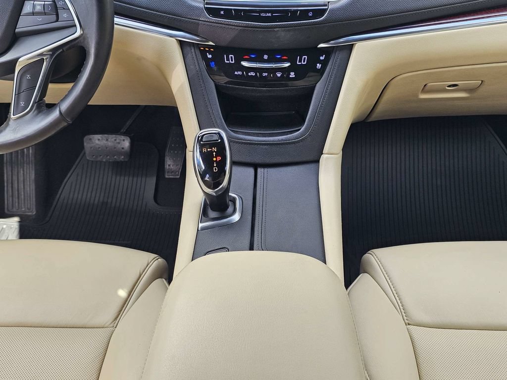 Used 2019 Cadillac XT5 Premium Luxury FWD image 23