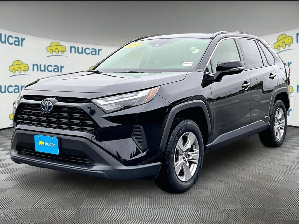 Used 2024 Toyota RAV4 XLE w/ Convenience Package AWD/4WD image 3