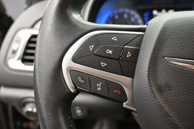 Used 2015 Chrysler 200 Limited w/ Spring Special Group FWD image 19
