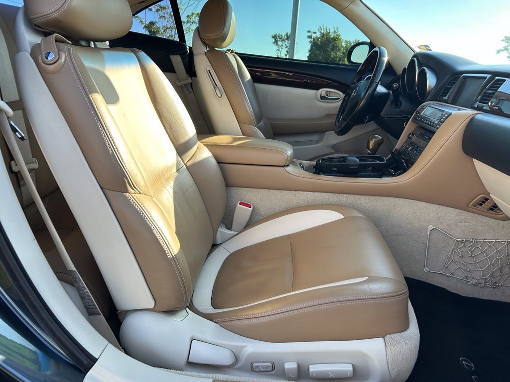 Used 2008 Lexus SC 430 Convertible RWD image 26