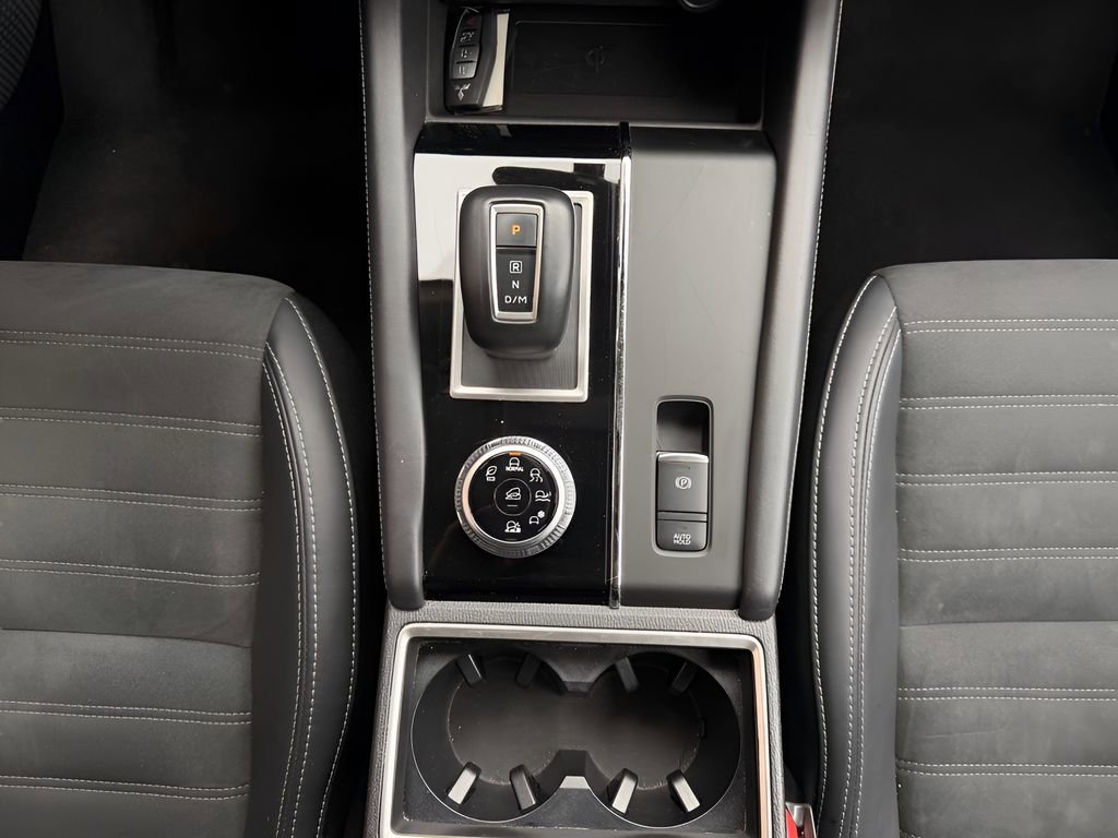 Used 2024 Mitsubishi Outlander SE image 33