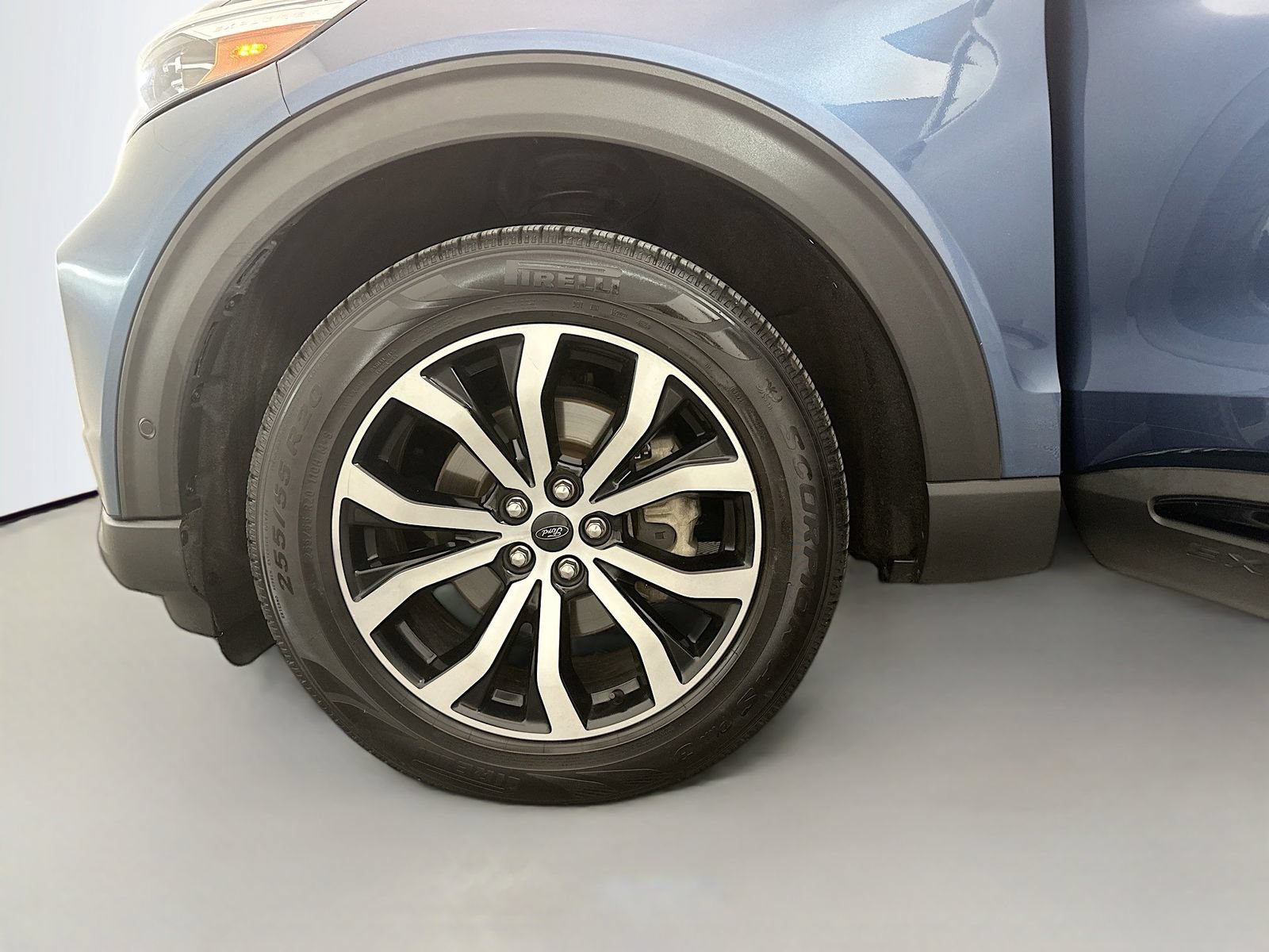 Used 2020 Ford Explorer ST w/ Premium Technology Package AWD/4WD image 35