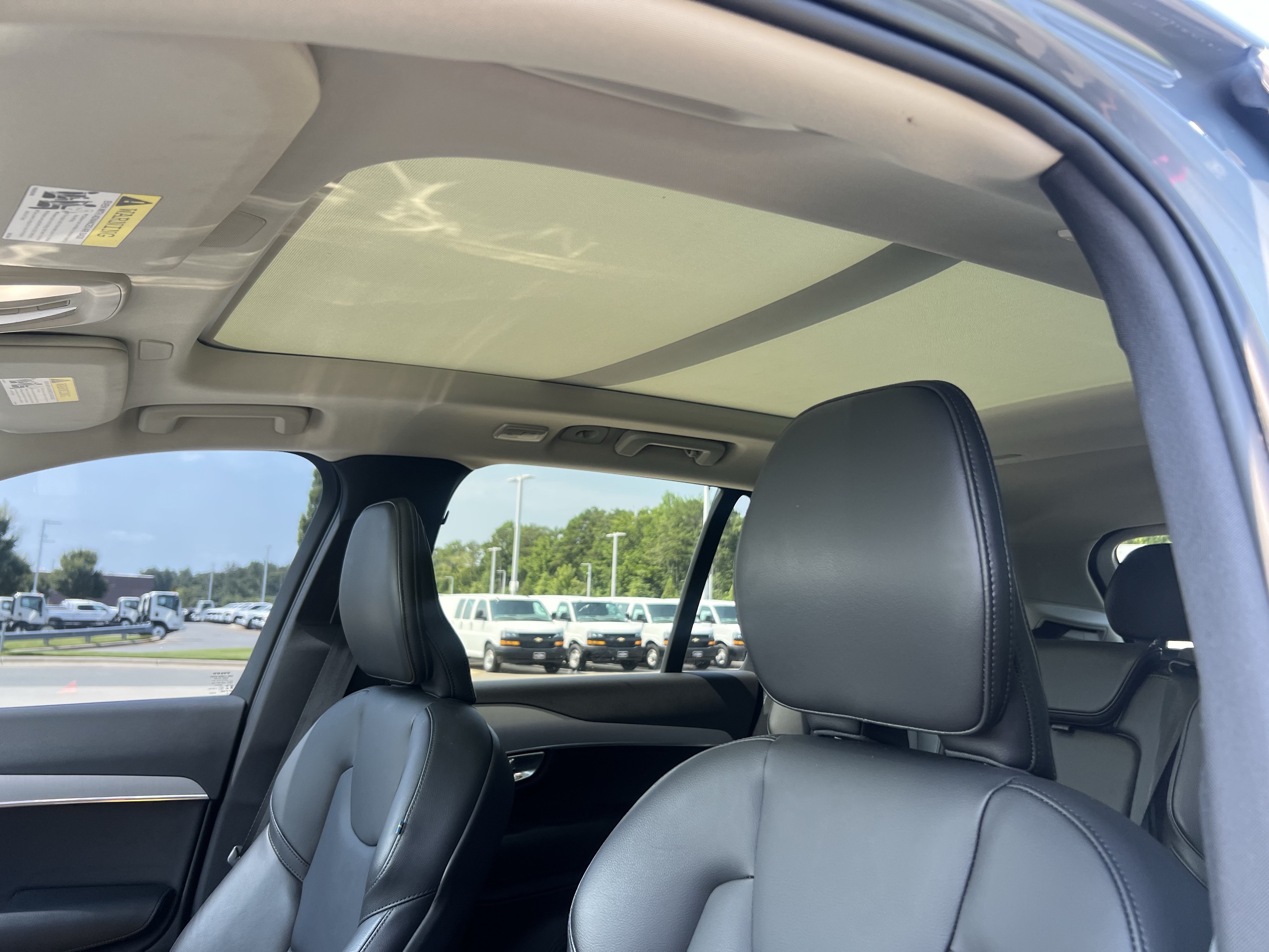 Used 2023 Volvo XC90 B5 Core AWD/4WD image 19
