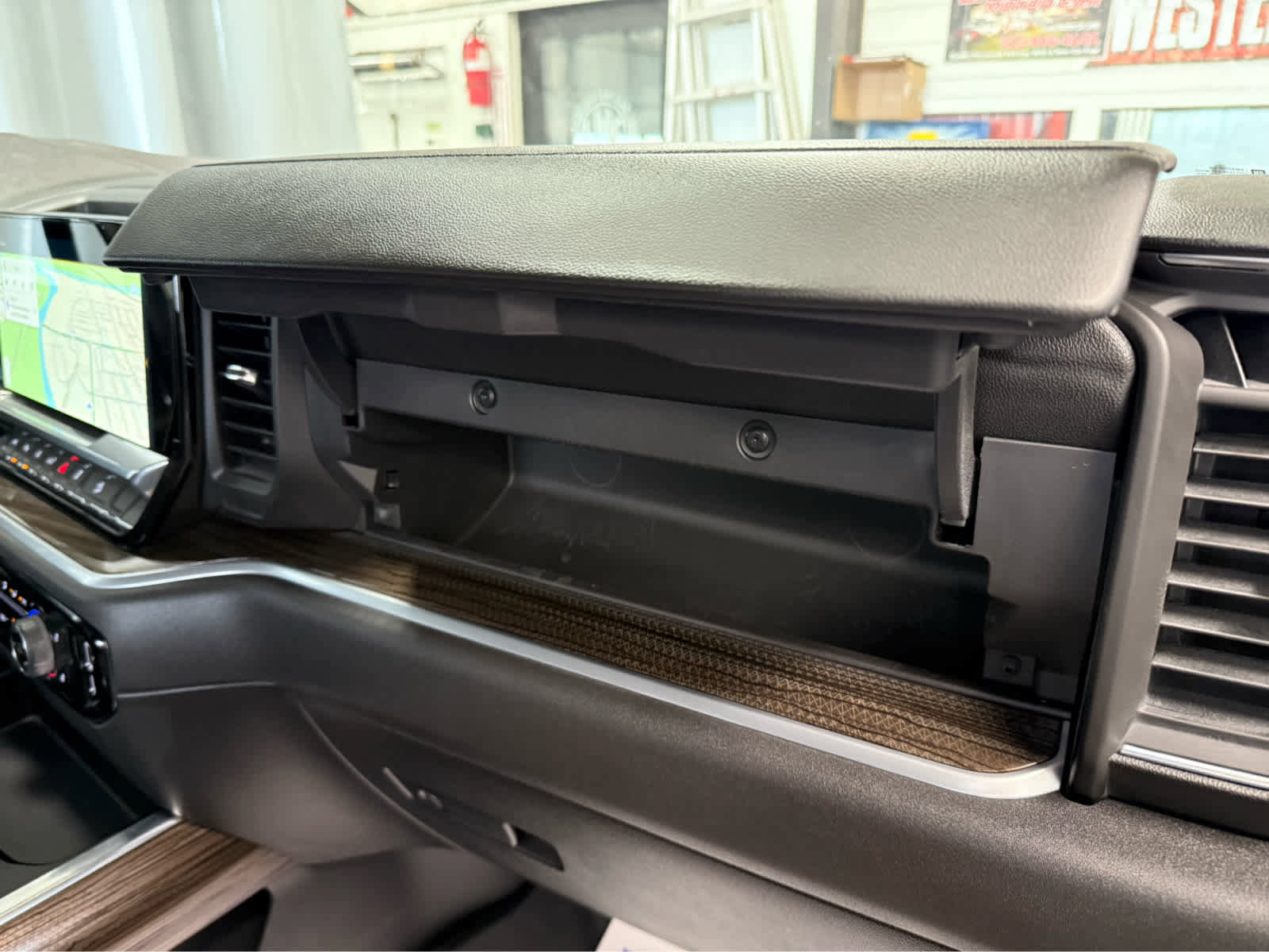 Used 2026 Chevrolet Silverado 1500 LT Trail Boss w/ LT Trail Boss Premium Package image 34