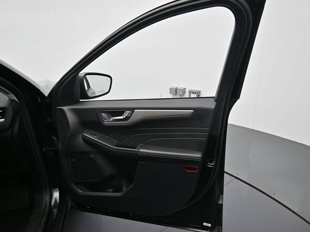 Used 2022 Ford Escape SEL image 29