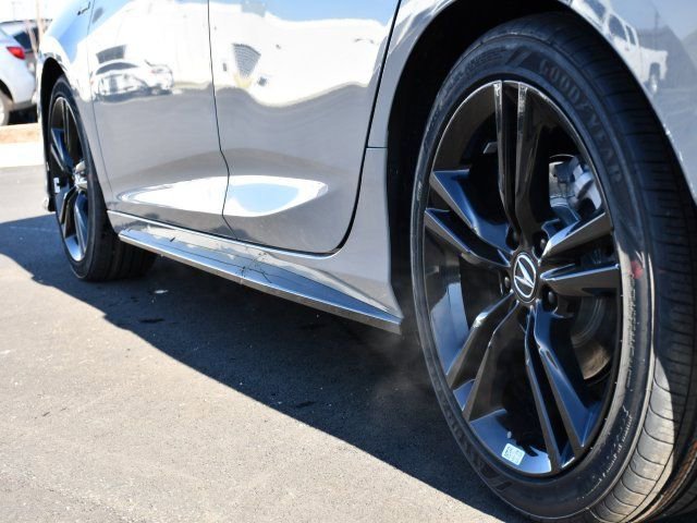 New 2026 Acura Integra FWD image 10