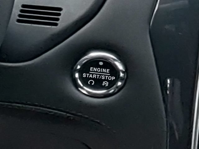 Used 2019 Ford Explorer Platinum AWD/4WD image 24