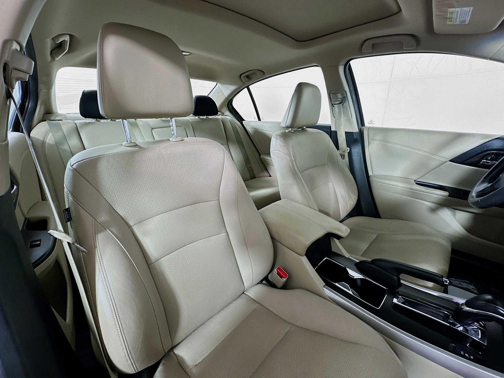 Used 2014 Honda Accord Touring image 27
