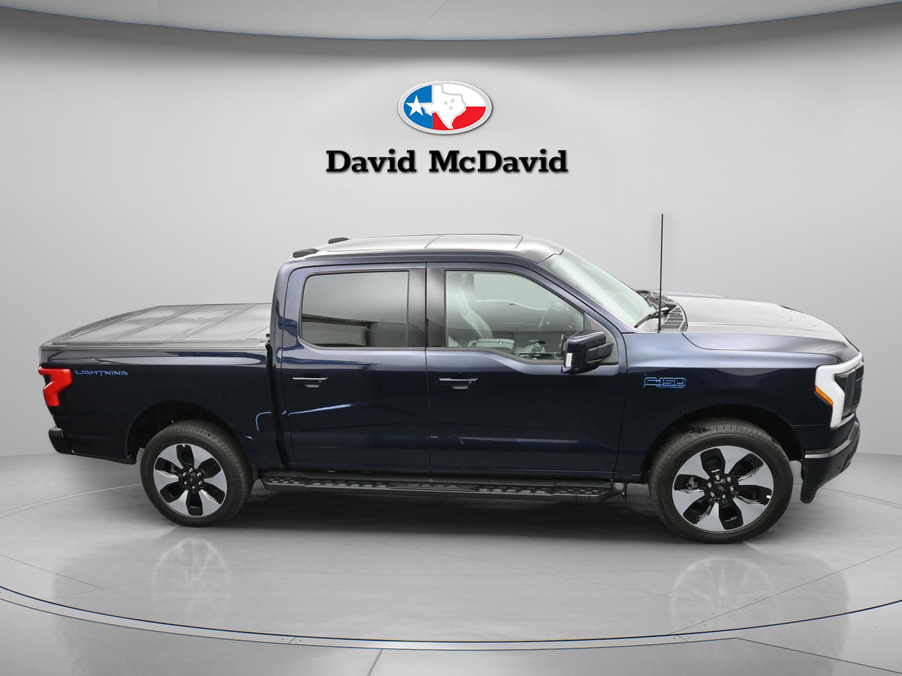 Used 2025 Ford F150 Lightning Platinum image 44