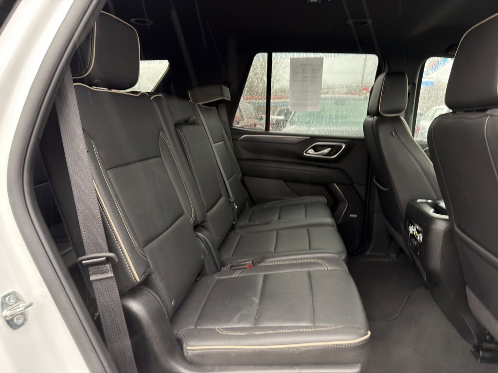 Used 2024 GMC Yukon SLT image 30