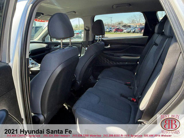 Used 2021 Hyundai Santa Fe SE w/ Cargo Package AWD/4WD image 17