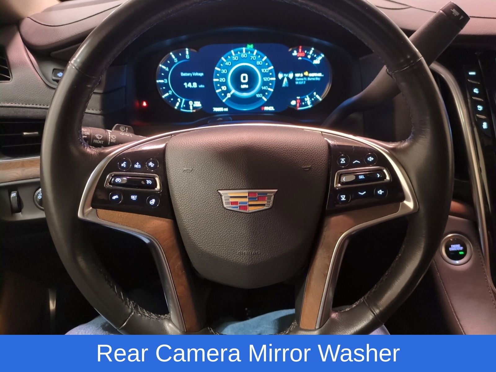 Used 2019 Cadillac Escalade Premium Luxury image 18