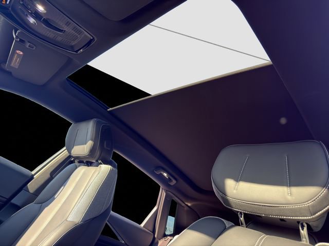 Used 2024 Cadillac Lyriq Tech w/ Driver Assist Package image 24