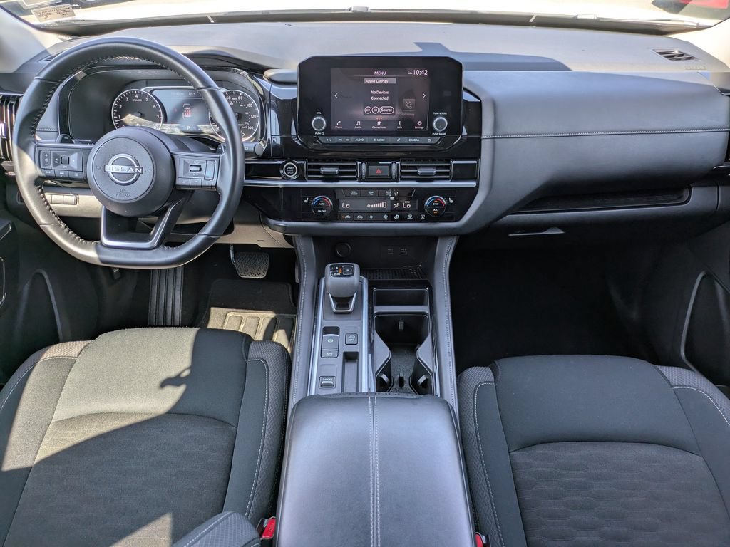 Certified 2024 Nissan Pathfinder SV FWD image 16