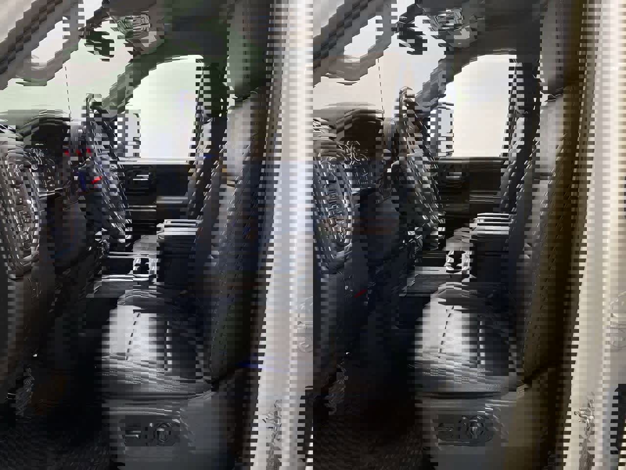 Used 2021 Chevrolet Silverado 2500 LTZ w/ LTZ Convenience Package image 14