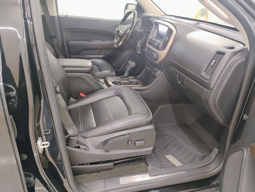 Used 2018 GMC Canyon Denali image 9
