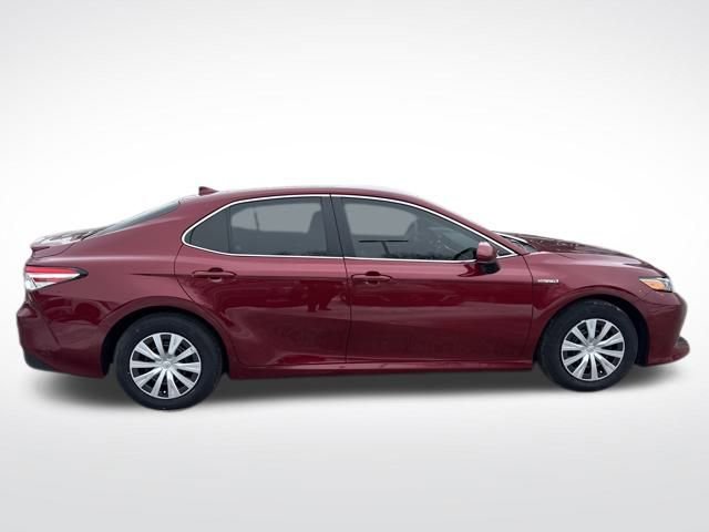Used 2020 Toyota Camry LE image 7