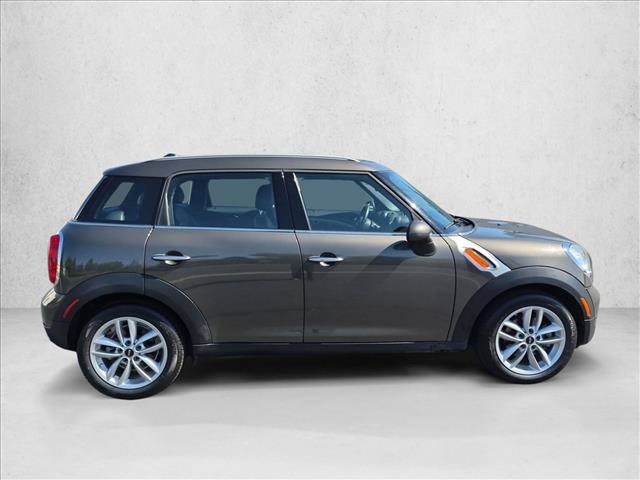 Used 2012 MINI Cooper Countryman FWD image 4