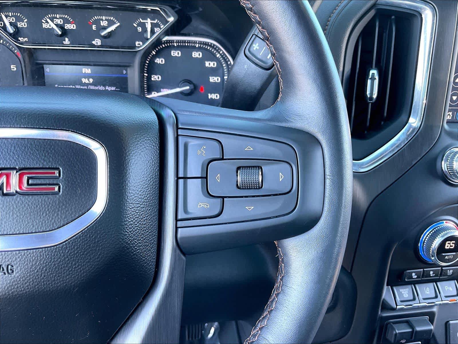Used 2022 GMC Sierra 2500 AT4 w/ AT4 Preferred Package AWD/4WD image 19