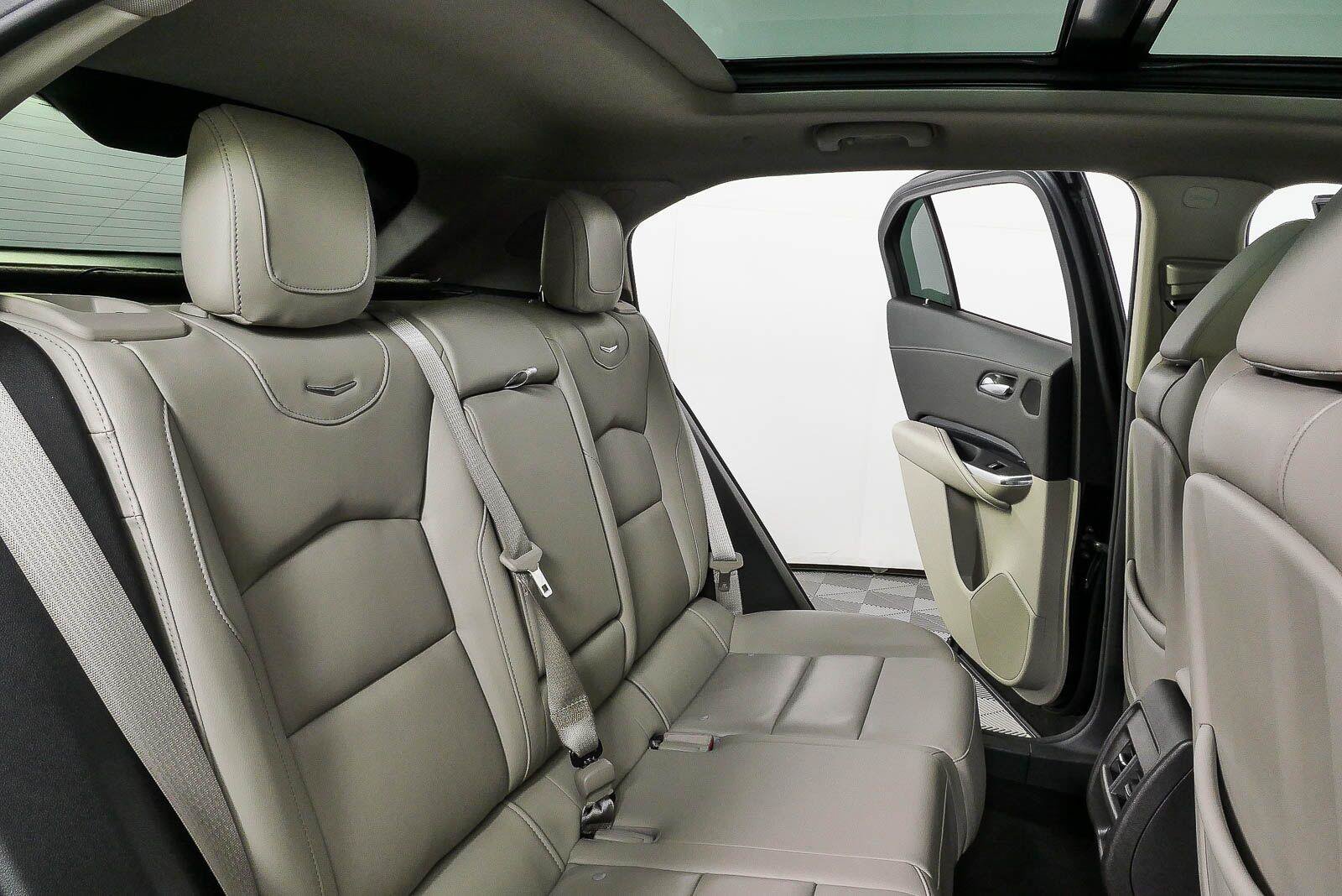 Certified 2023 Cadillac XT4 Premium Luxury w/ Cold Weather Package AWD/4WD image 22