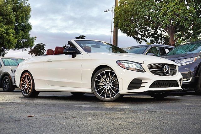 Used 2023 Mercedes-Benz C 300 Cabriolet video 2