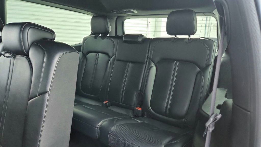 Used 2022 Jeep Wagoneer Series II AWD/4WD image 34