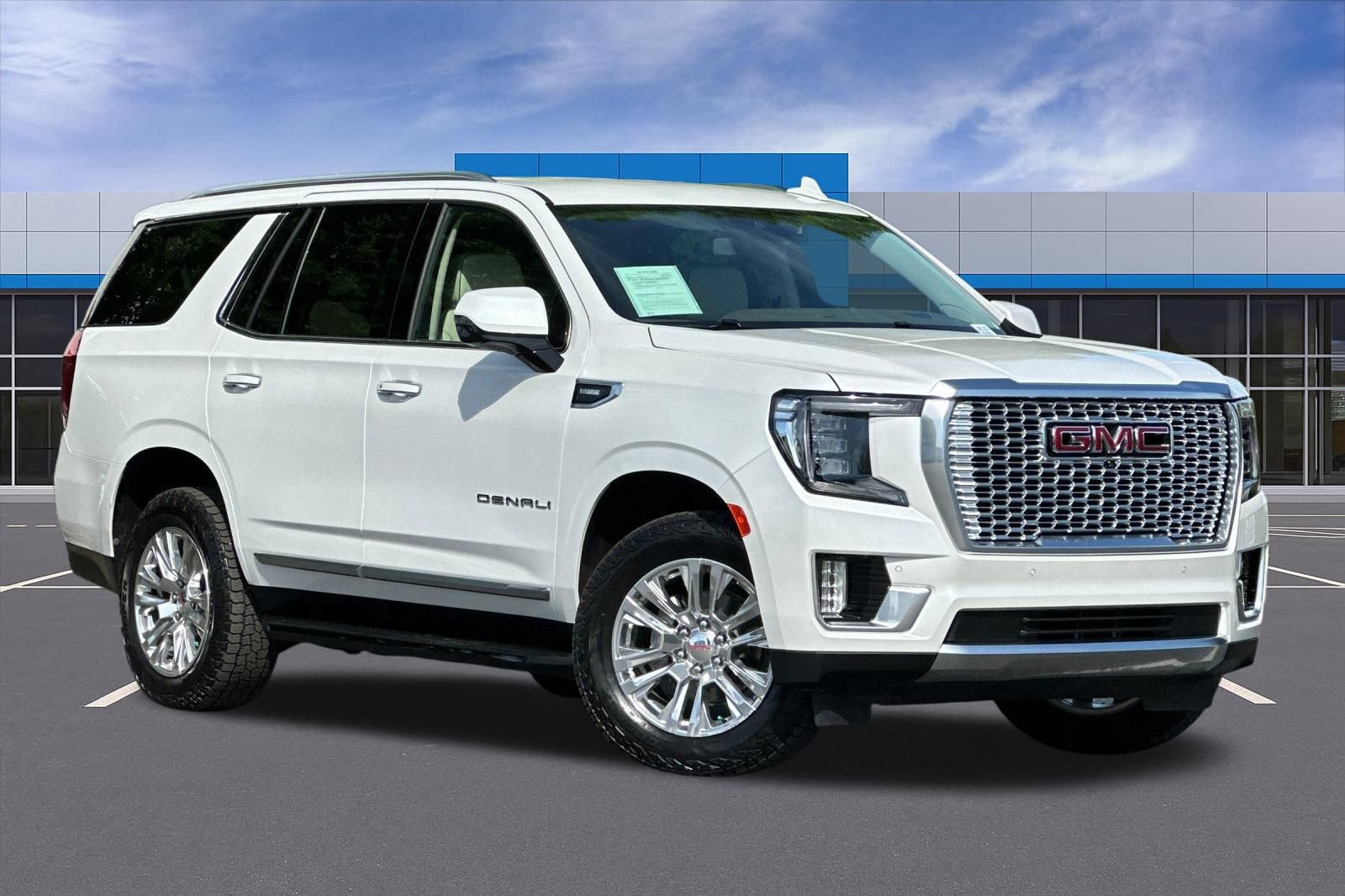 Certified 2024 GMC Yukon Denali AWD/4WD image 2