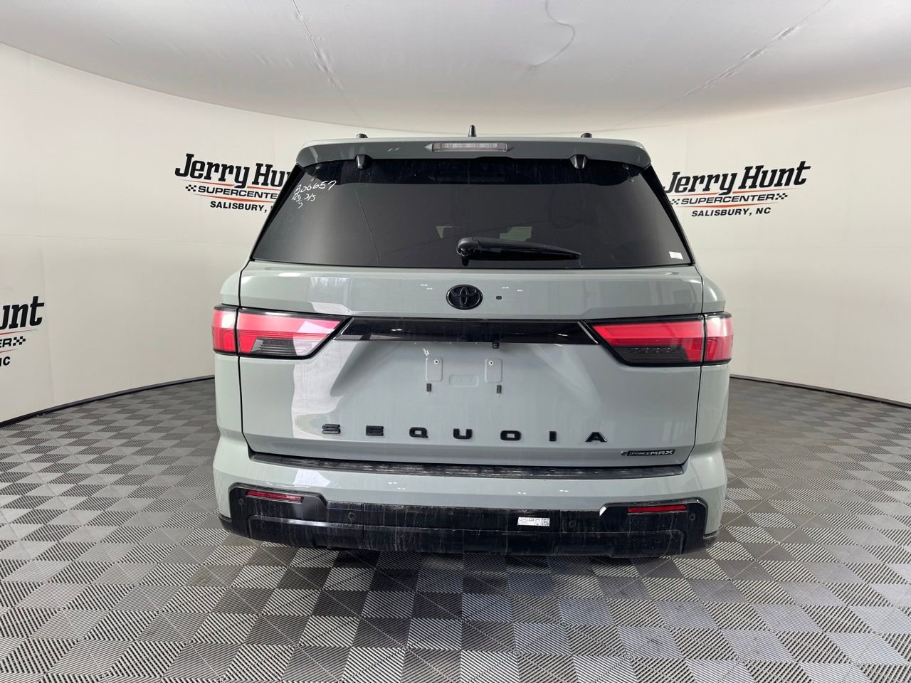 Used 2025 Toyota Sequoia Limited w/ Tow Technology Package image 10