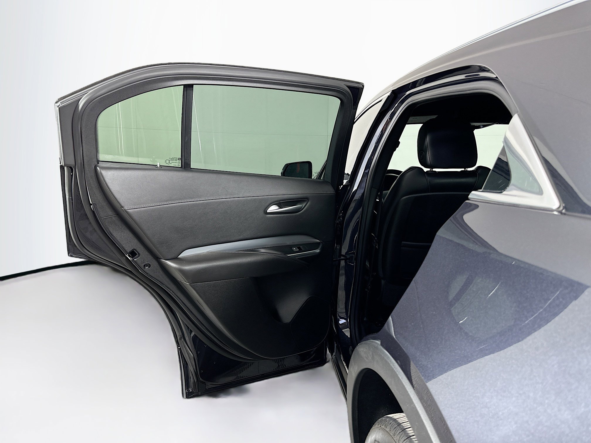 Used 2023 Cadillac XT4 Premium Luxury image 25