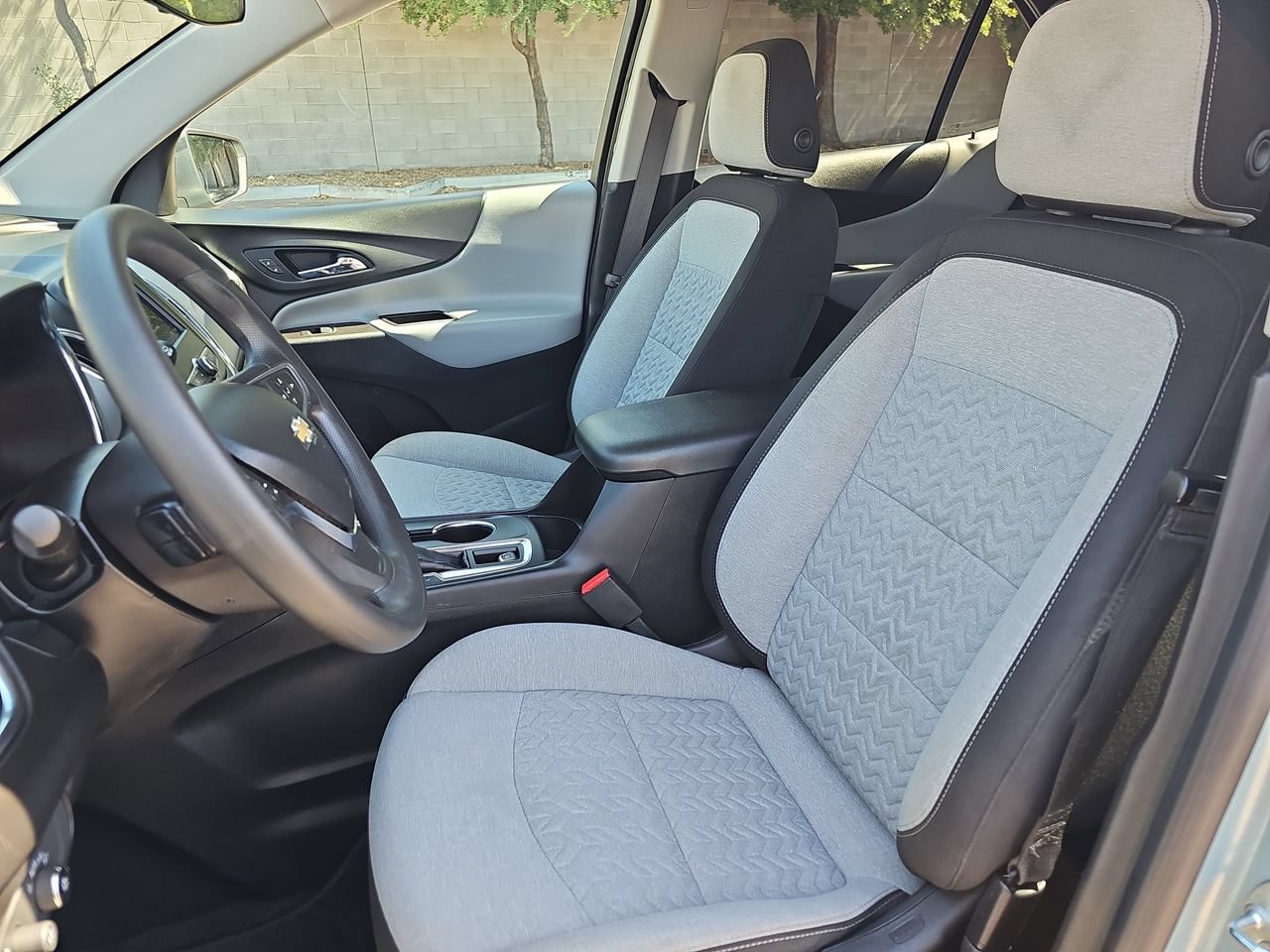 Used 2022 Chevrolet Equinox LT FWD image 14